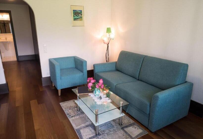 ホテル Montjola Nova