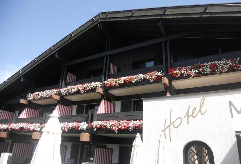 ホテル Montjola Nova