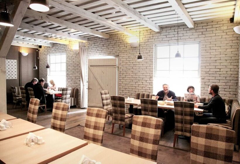 هتل Nykščio Namai & Spa