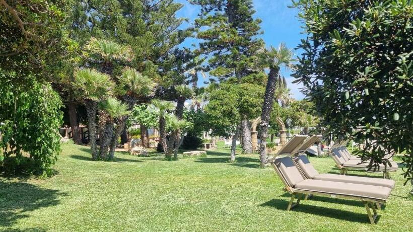 בית מלון כפרי Parco Dei Principi  Resort & Spa