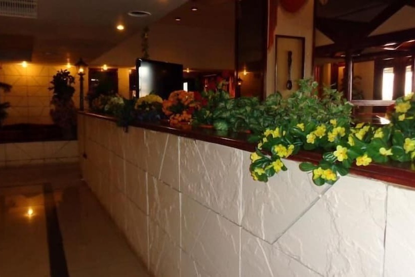 ホテル Poonja International