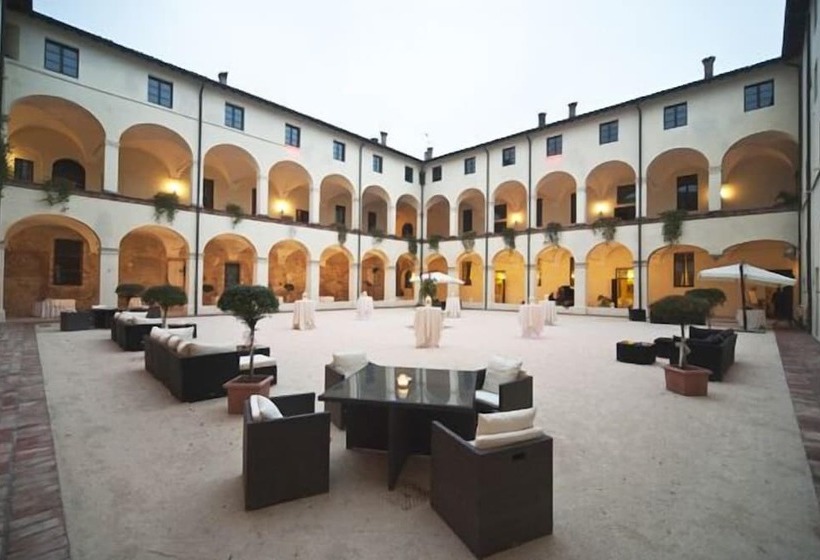 ホテル Relais Fontevivo