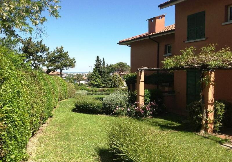 ホテル Residenze Al Colle Dei Pini