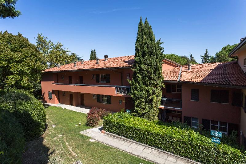 ホテル Residenze Al Colle Dei Pini