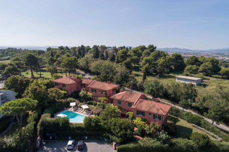 ホテル Residenze Al Colle Dei Pini