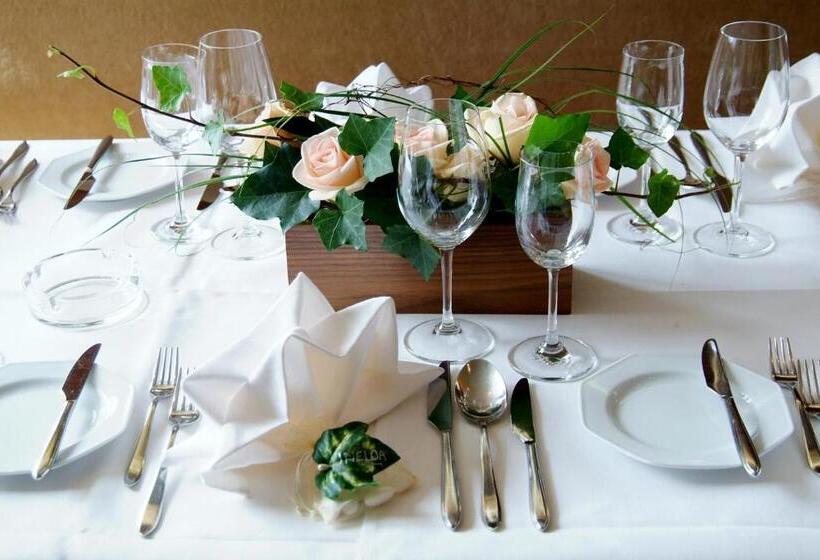 فندق Restaurant Mohren