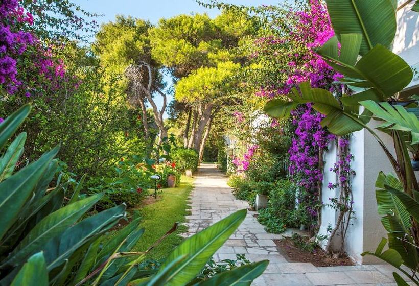 هتل Robinson Apulia  All Inclusive