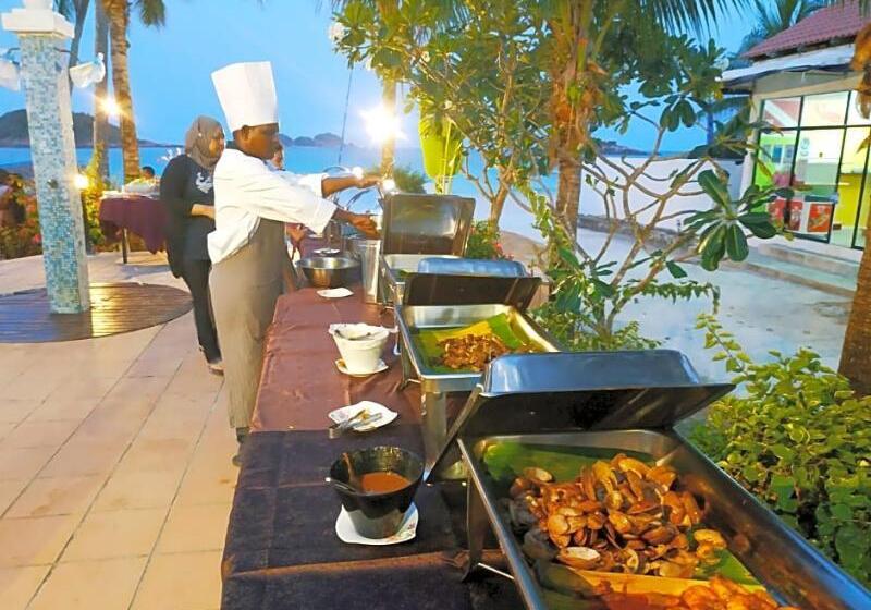 בית מלון כפרי Sari Pacifica Resort & Spa Redang Island