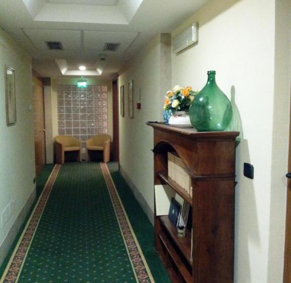 בית מלון כפרי Select