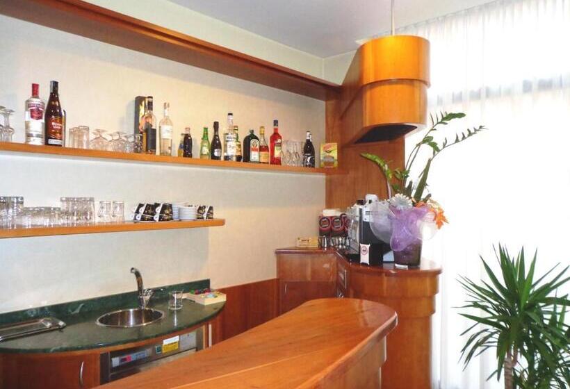 בית מלון כפרי Select