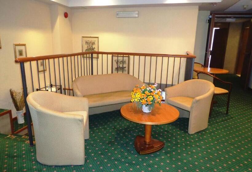 בית מלון כפרי Select