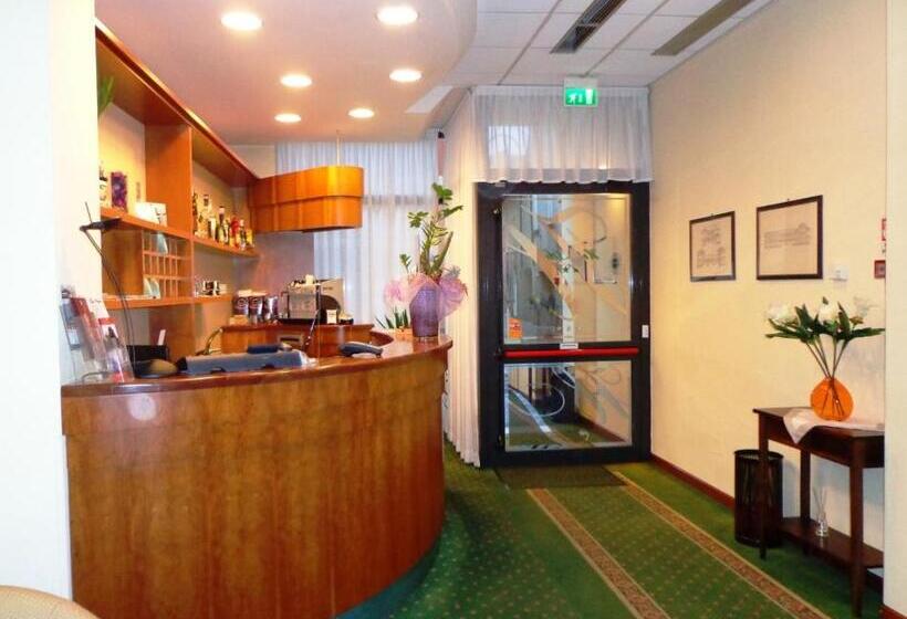 בית מלון כפרי Select