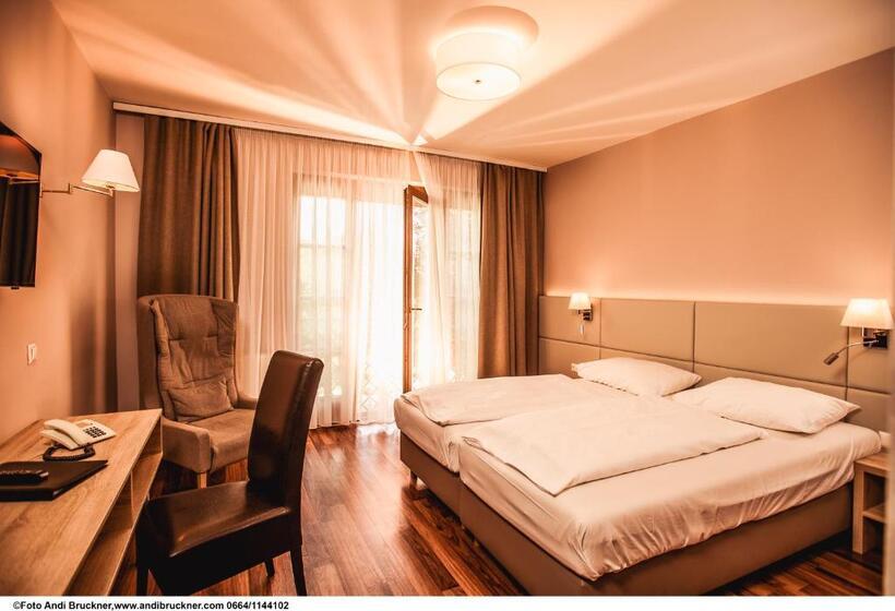 Отель Simon   Das Vital