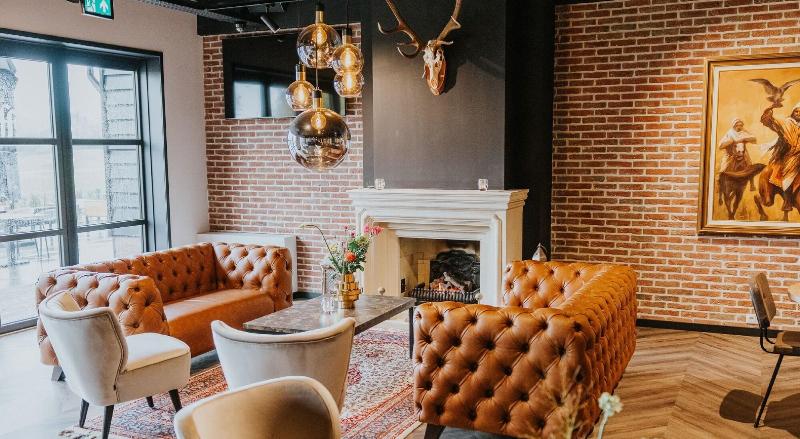 فندق Sportsbar & Brasserie Dorhout Mees