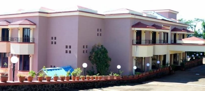 The Dhanhills   A Valley View Hotel In Panchgani