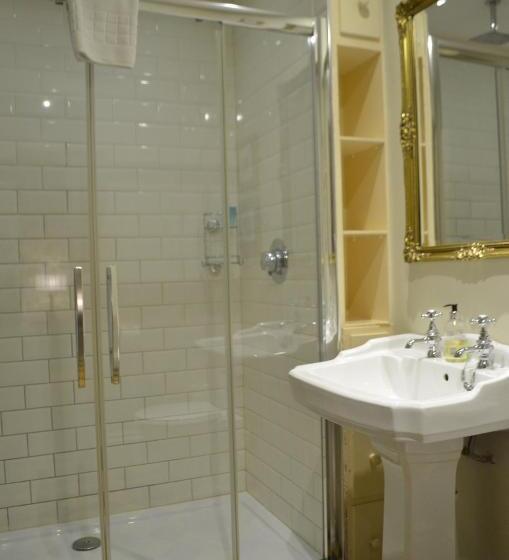 호텔 The Listowel Arms