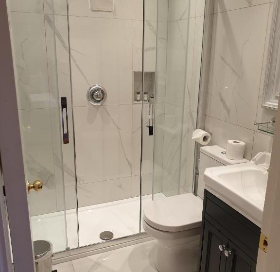 호텔 The Listowel Arms