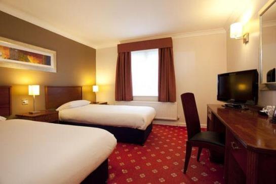 فندق Travelodge Frimley