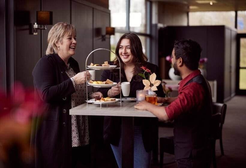 בית מלון כפרי Van Der Valk Drachten