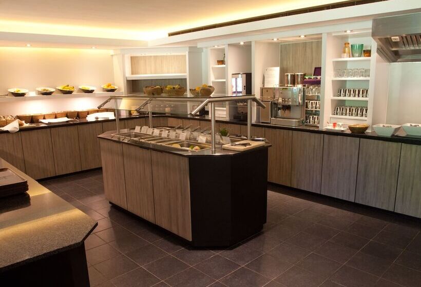 בית מלון כפרי Van Der Valk Drachten