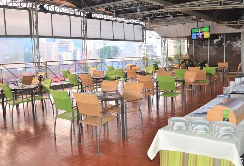 Отель Villavicencio Plaza