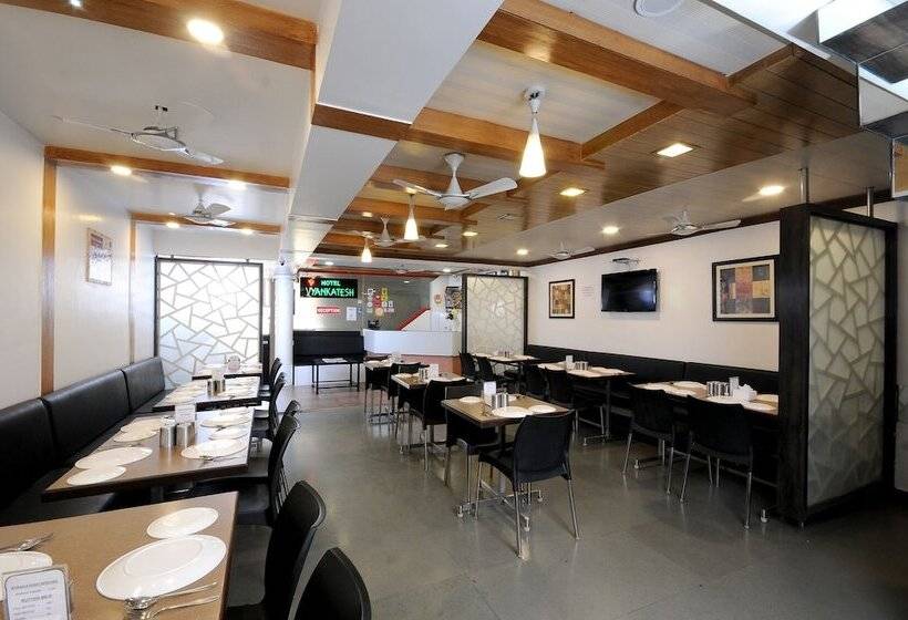 Отель Vyankatesh & Pure Veg Restaurant