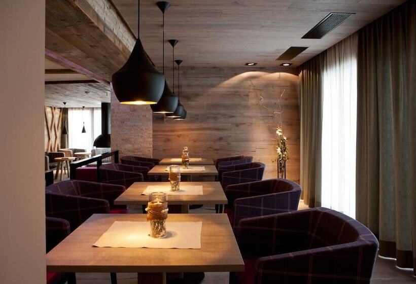 酒店 Walliserstube