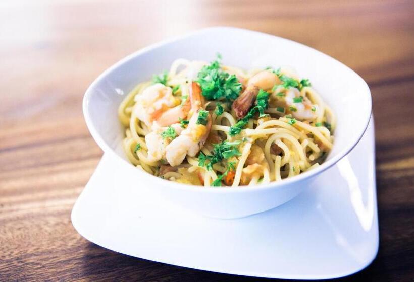 Hotel White Mansion 白色公馆