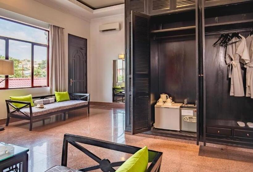 Hotel White Mansion 白色公馆