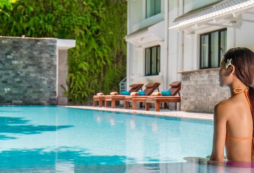 Hotel White Mansion 白色公馆