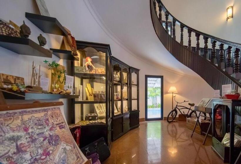 Hotel White Mansion 白色公馆