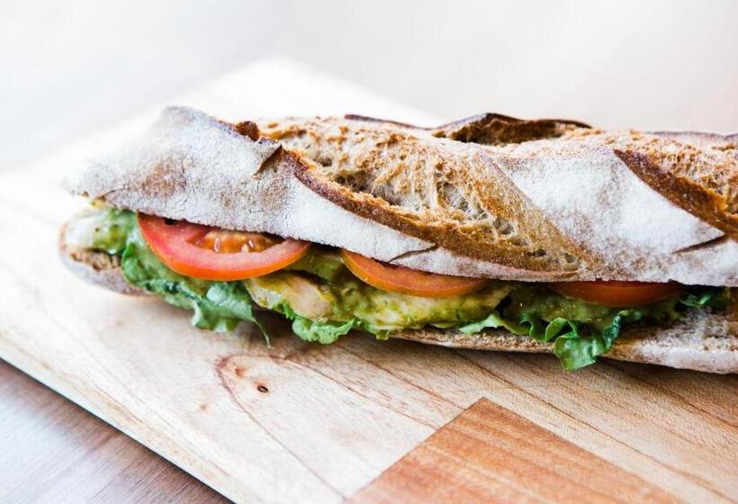 Hotel White Mansion 白色公馆