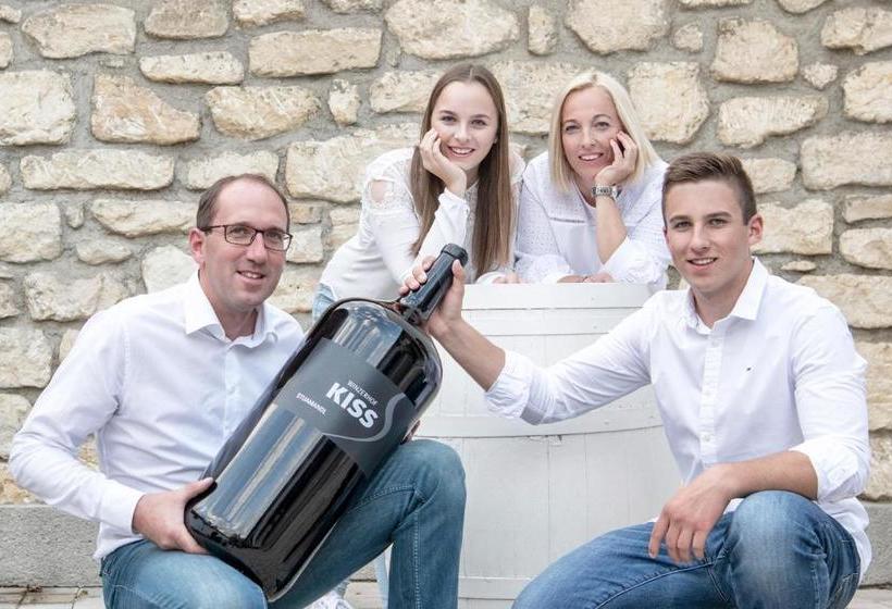 בית מלון כפרי Winzerhof Kiss