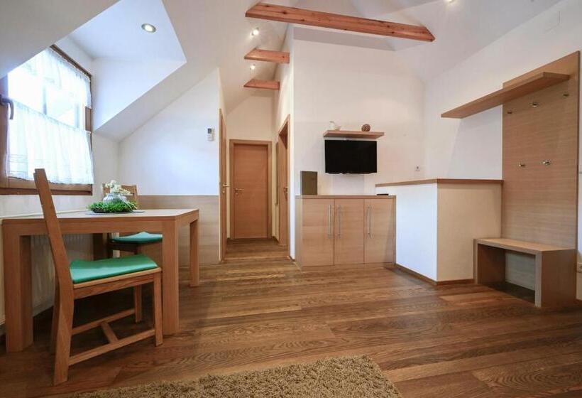 בית מלון כפרי Winzerhof Kiss