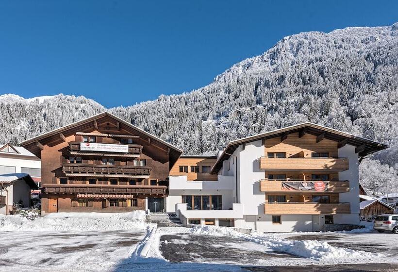 بنسيون Alpenfeuer Montafon