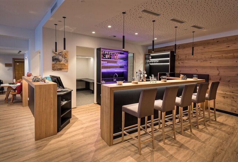 بنسيون Alpenfeuer Montafon