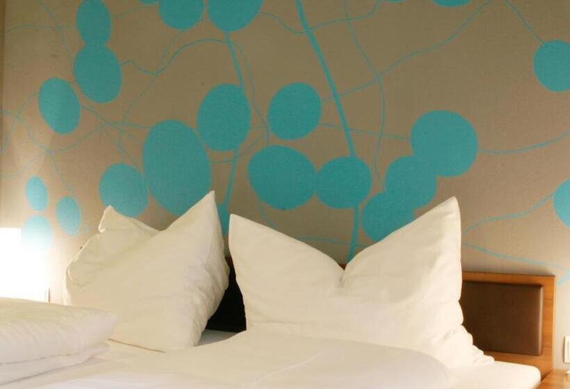 بنسيون Brauereigasthof Reiner