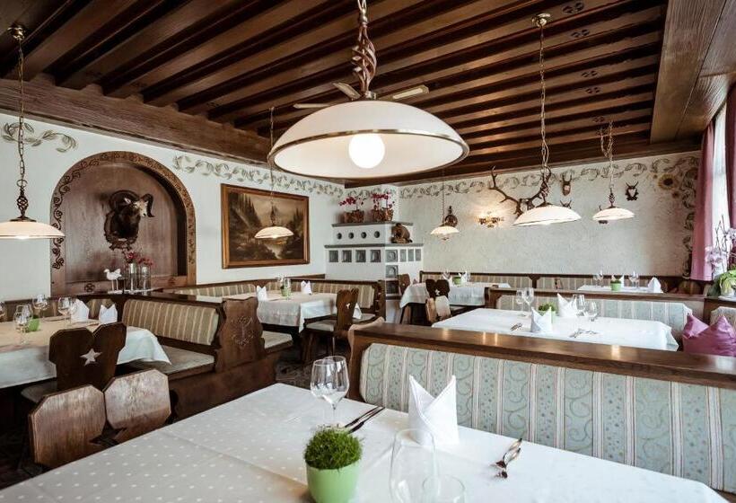 بنسيون Die Linde