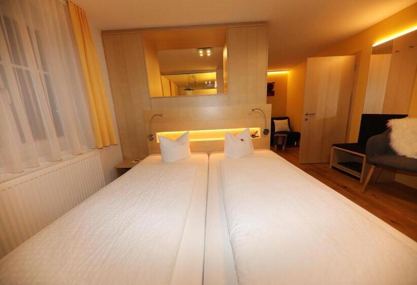 بنسيون Gasthof Ochsen