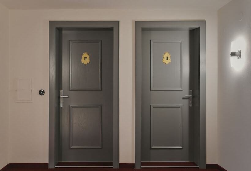 بنسيون Gasthof Rössle