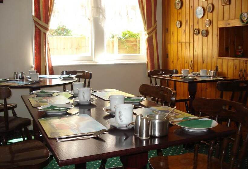 Пансион Masslink Guest House