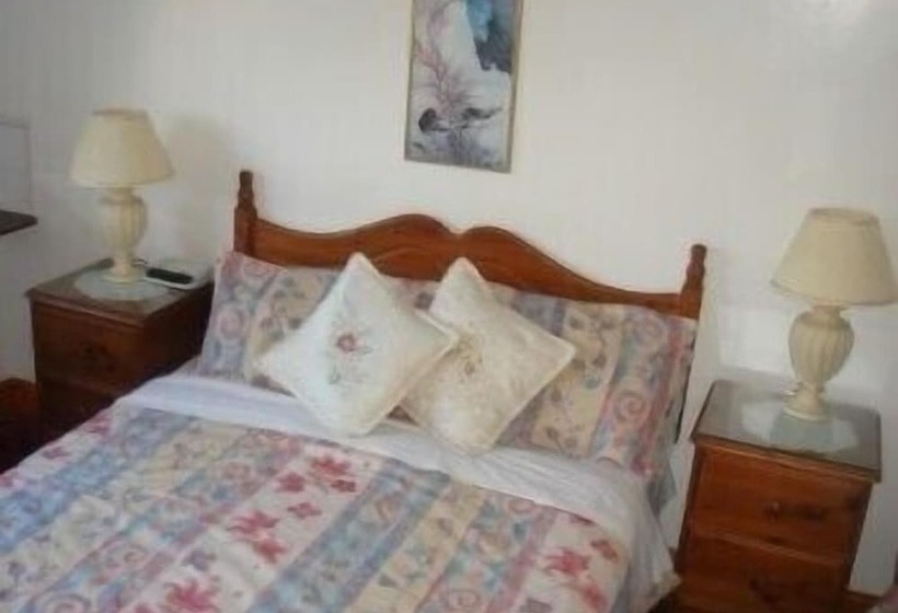 Пансион Masslink Guest House