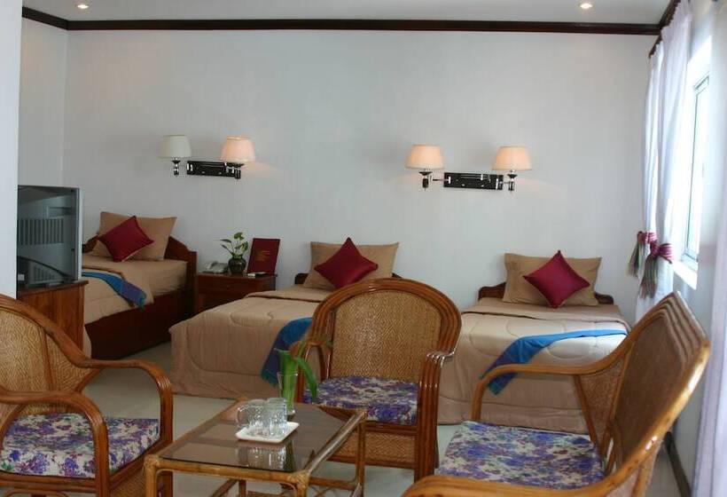 پانسیون Mom's Guesthouse