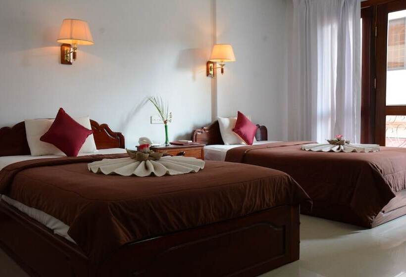 پانسیون Mom's Guesthouse