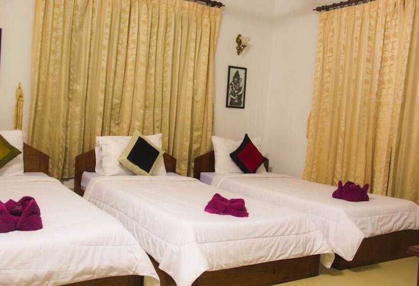 پانسیون Tropical Breeze