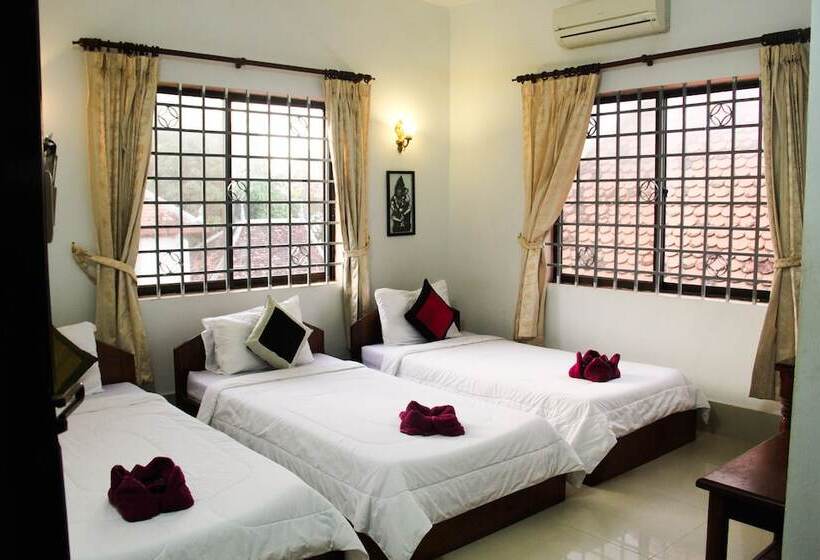 پانسیون Tropical Breeze