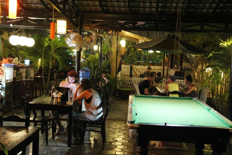 پانسیون Tropical Breeze