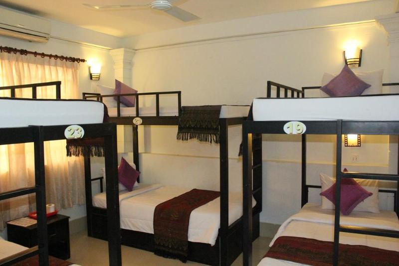 پانسیون Tropical Breeze