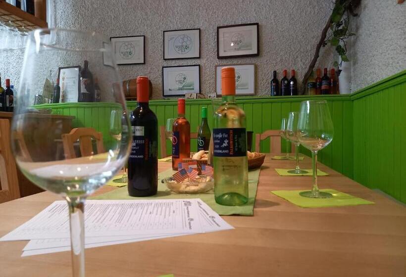ペンション Weingut Gastehaus Palkowitsch