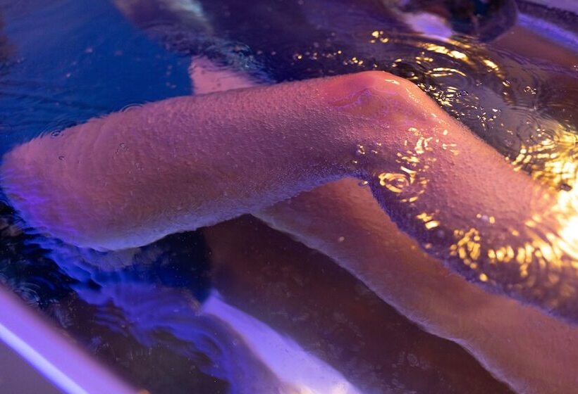 Reduce Hotel Thermal Adults Only